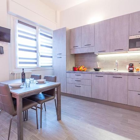 Realkasa Azzarita Flat Apartment Bologna Exterior photo
